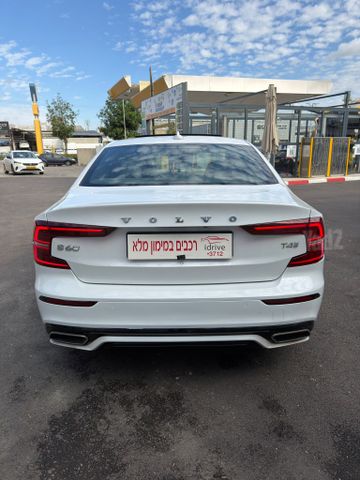 וולוו S60