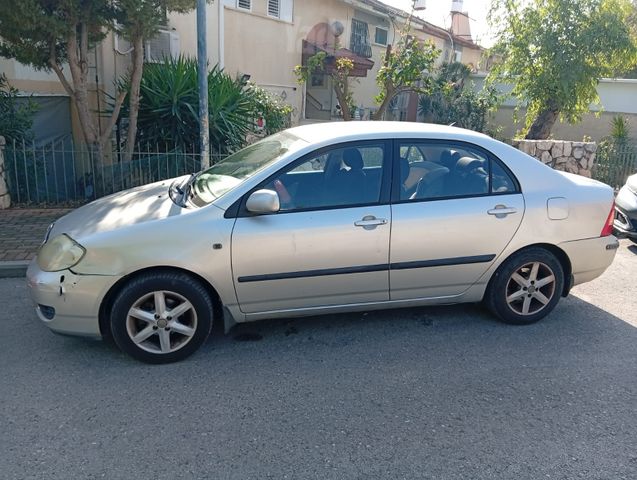 מודעת רכב טויוטה קורולה