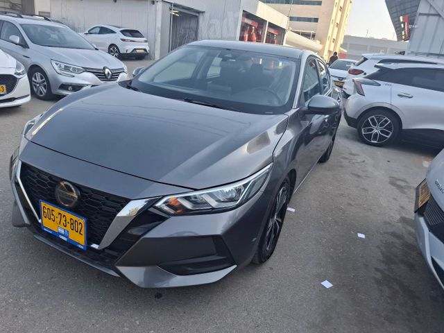 ניסאן סנטרה