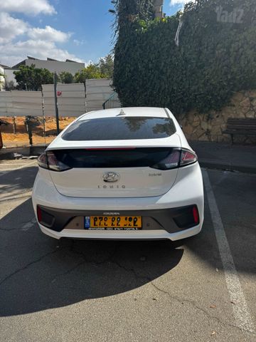 יונדאי איוניק