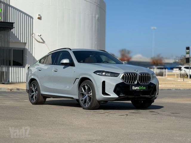 ב מ וו X6