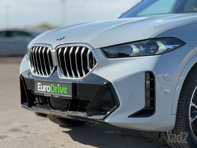 ב מ וו X6