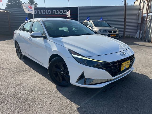 יונדאי אלנטרה