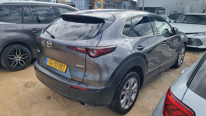 מאזדה CX-30