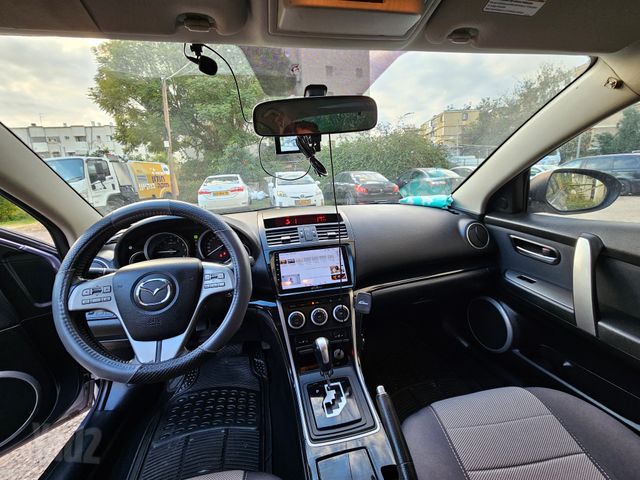 מודעת רכב מאזדה 6