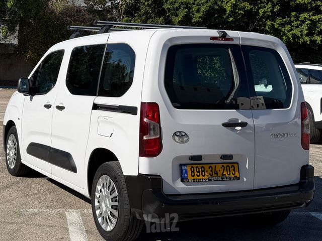 טויוטה פרואייס סיטי