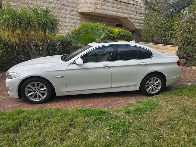 מודעת רכב ב מ וו סדרה 5