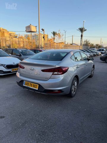 יונדאי אלנטרה