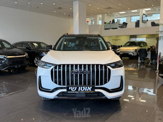 ג'אקו J8