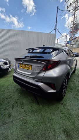 טויוטה C-HR