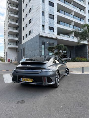 יונדאי איוניק 6
