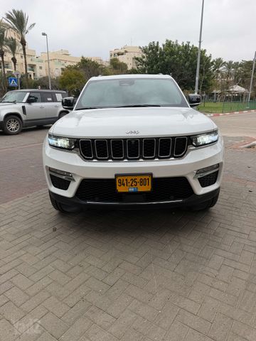 ג'יפ גרנד צ'ירוקי