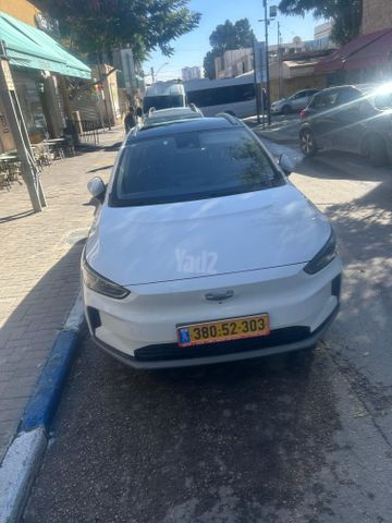 ג׳ילי Geometry C