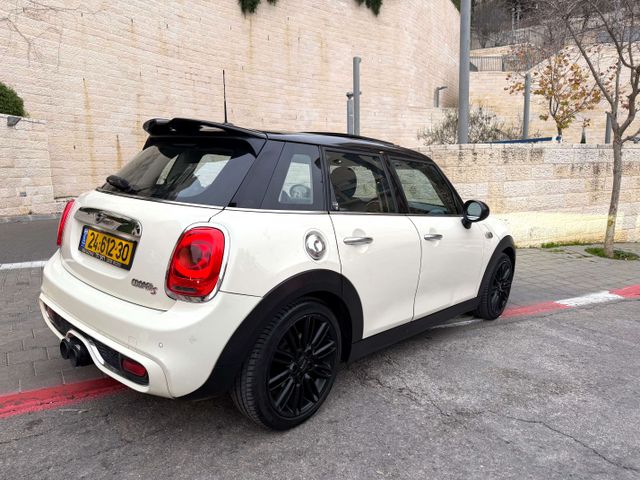 מודעת רכב מיני קופר