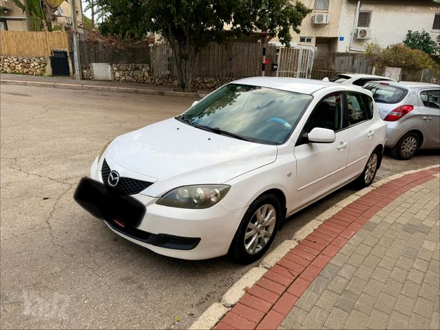 מאזדה 3