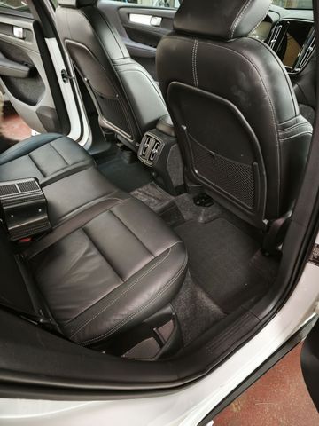 וולוו XC40
