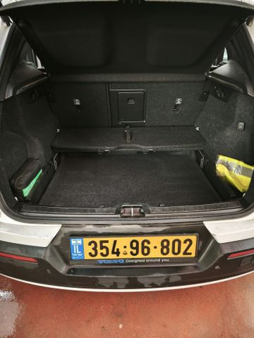 וולוו XC40