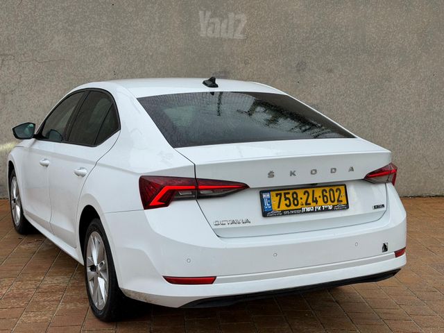 סקודה אוקטביה