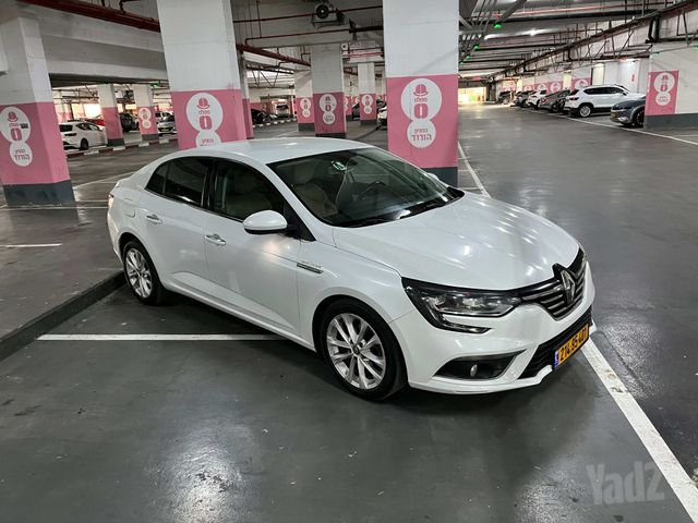 רנו מגאן