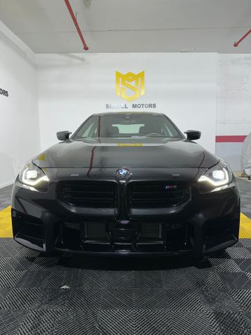 ב מ וו M2