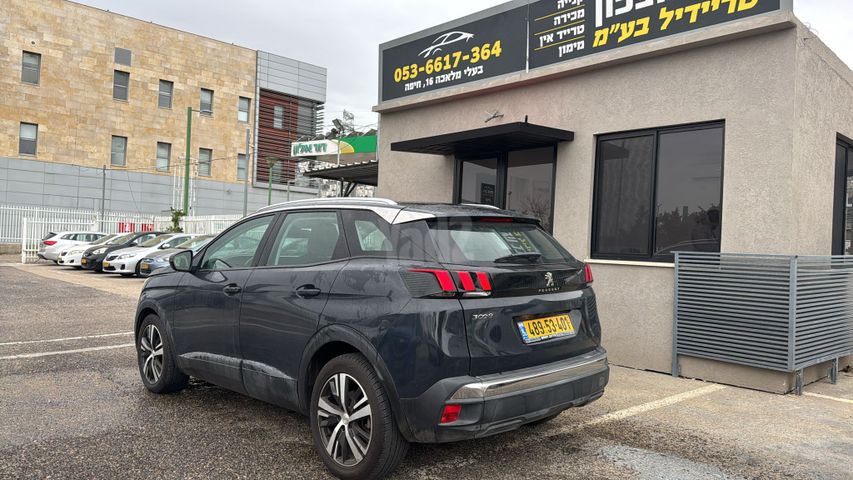 פיג'ו 3008