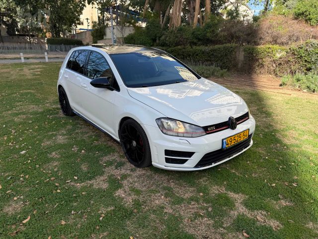 פולקסווגן גולף