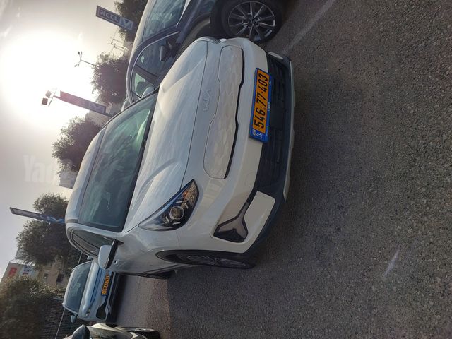 קיה נירו פלוס
