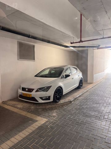 סיאט לאון