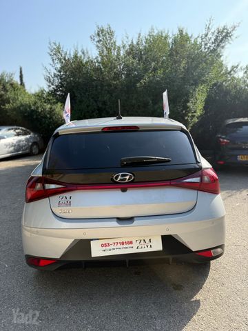 יונדאי i20