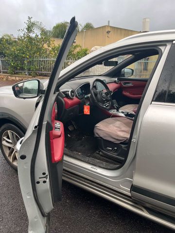 מודעת רכב אם ג'י EHS PHEV