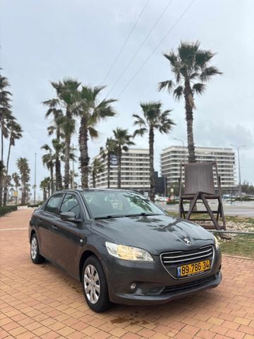 פיג'ו 301
