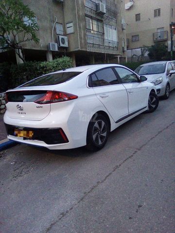 יונדאי איוניק