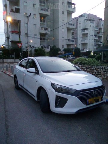 מודעת רכב יונדאי איוניק