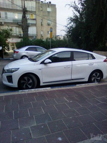 יונדאי איוניק