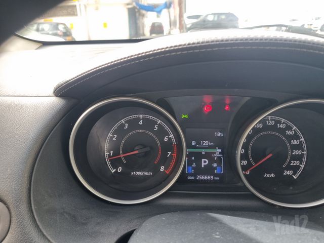 מיצובישי אאוטלנדר