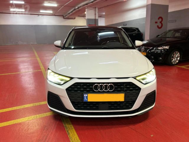אאודי A1