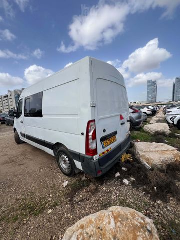 רנו מאסטר
