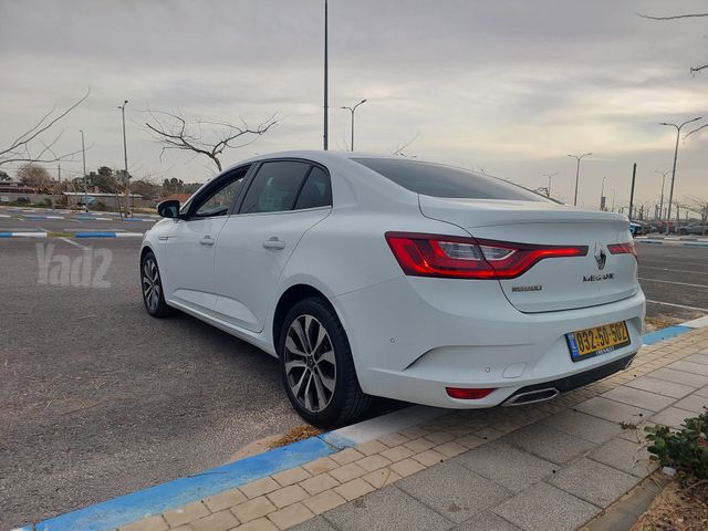 רנו מגאן