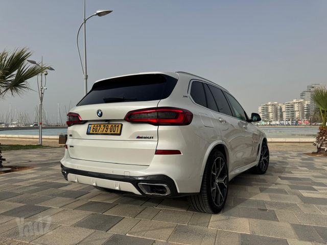 ב מ וו X5