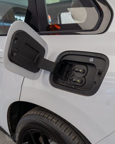 ליפמוטור C10