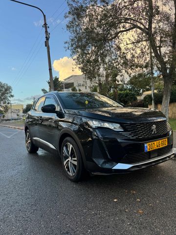 פיג'ו 3008