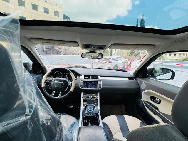 לנד רובר ריינג' רובר איווק