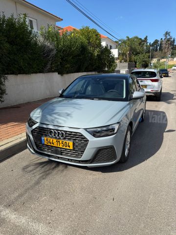 מודעת רכב אאודי A1