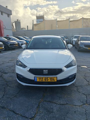מודעת רכב סיאט לאון