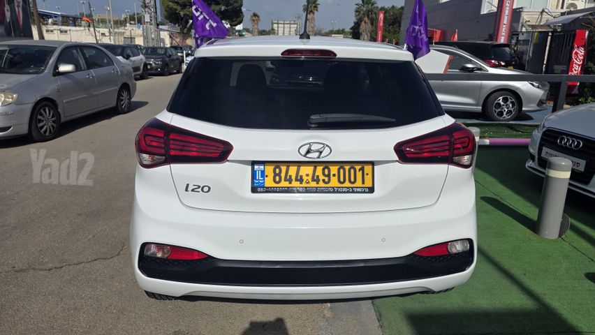 יונדאי i20