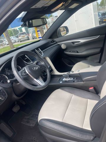 אינפיניטי QX55