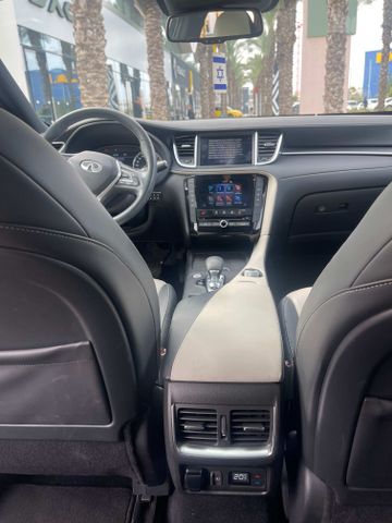 אינפיניטי QX55