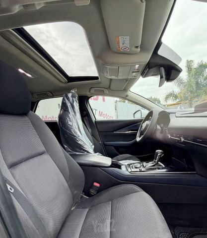מאזדה CX-30