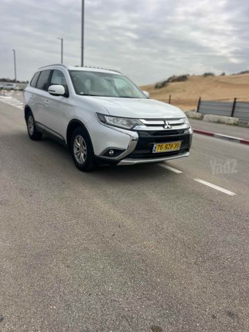 מיצובישי אאוטלנדר