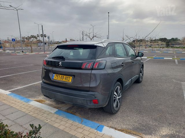 פיג'ו 3008
